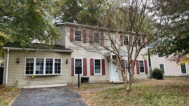Photo - Single Family Home in Woodbridge