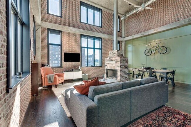 Foto del edificio - 660 Glen Iris Dr NE