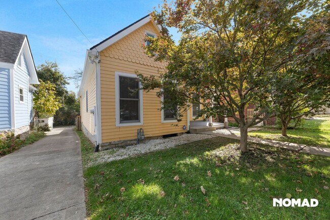 Building Photo - 2 Bed 2 Bath Single Family Home in Lexington