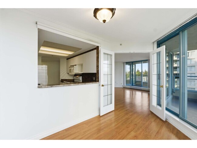 Building Photo - 13383-13108 108 Ave