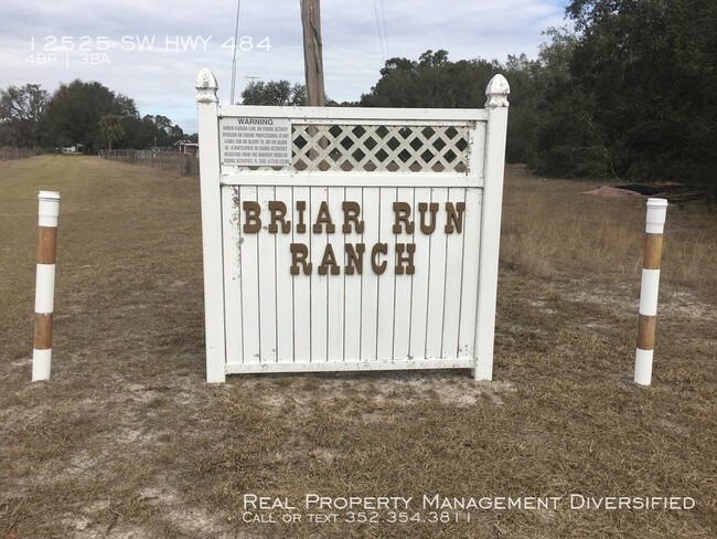 Building Photo - Large, Unique Farm House
