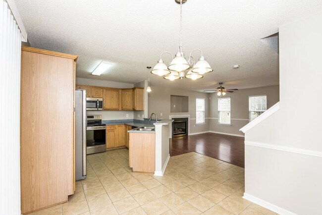 Building Photo - 7920 Trotter Rd