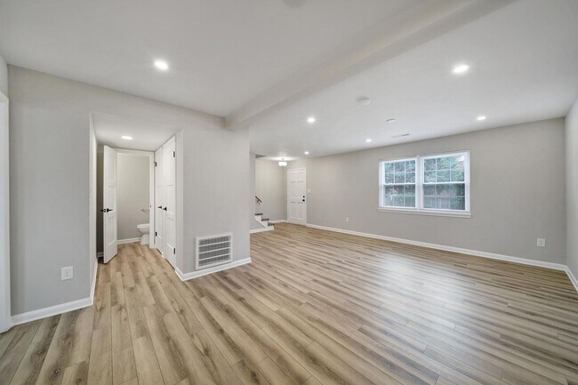 Foto del edificio - Lovely 3 Bed 2.5 Bath Home!