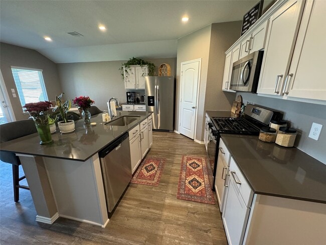 Building Photo - 40619 Pine Spruce Ln