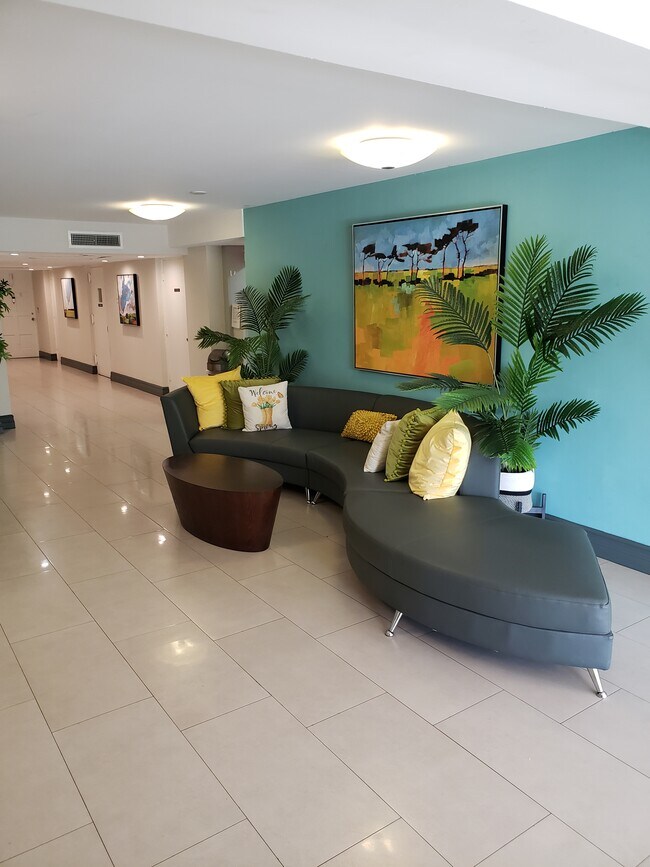 First floor Lobby - 2681 S Course Dr