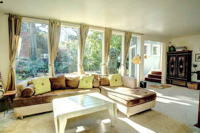 Foto del edificio - 3Bd/2Ba Montlake Home