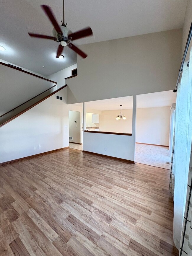 Building Photo - 1149 Alexandria Dr
