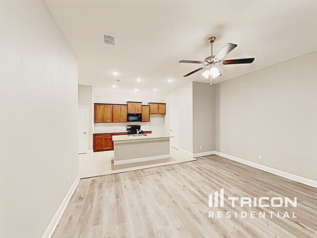 Foto del edificio - 1473 Eagle Nest Dr