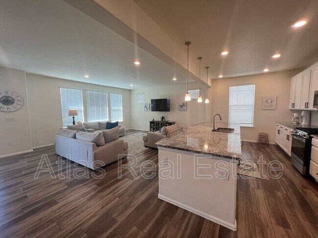 Building Photo - 3238 Sellman Loop