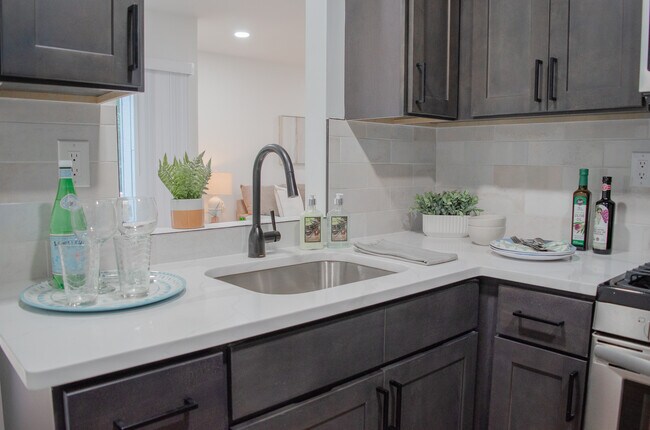 Foto del edificio - Woodland Country Apartments