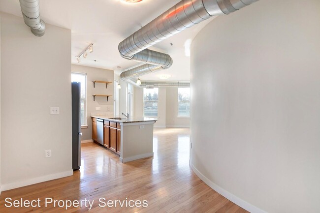 Foto del edificio - 1313 S Clarkson St