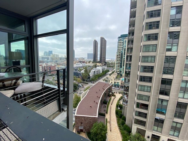 Balcony's View - 645 Front St