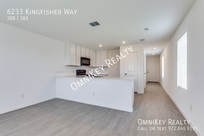 Building Photo - 6233 Kingfisher Wy