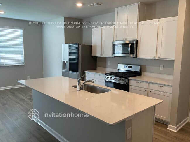 Foto del edificio - 7317 Scotlyn Wy