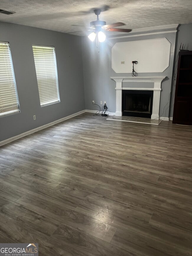 Foto del edificio - 6675 Princeton Park Ct