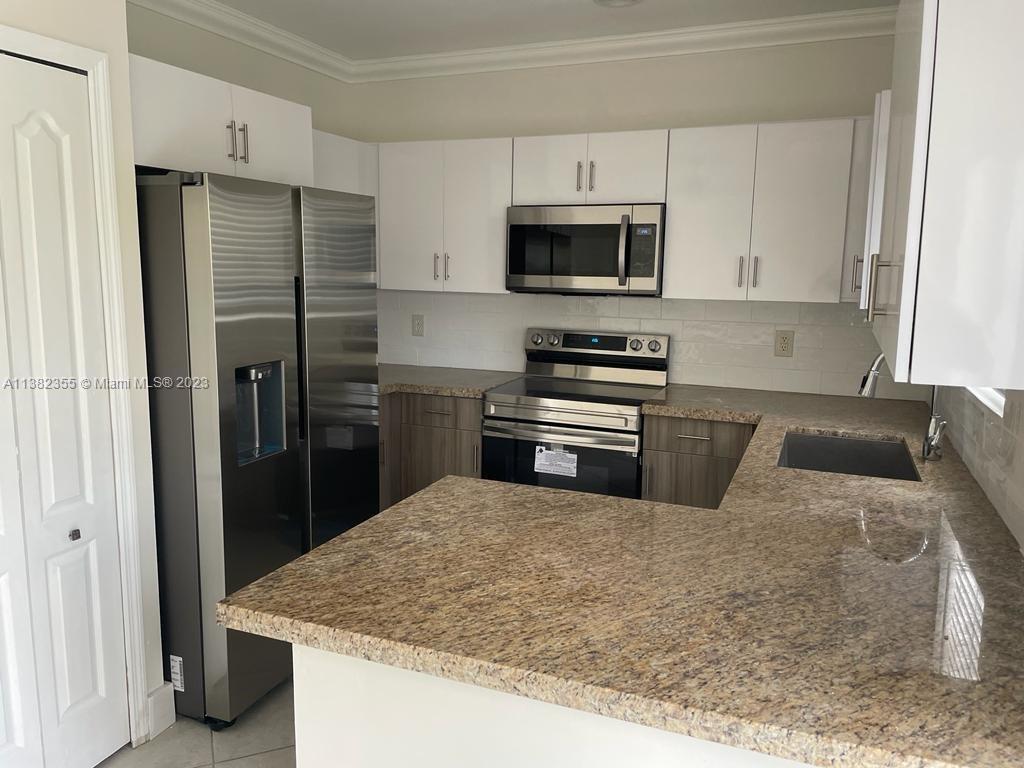 Primary Photo - 12611 SW 28th Ct