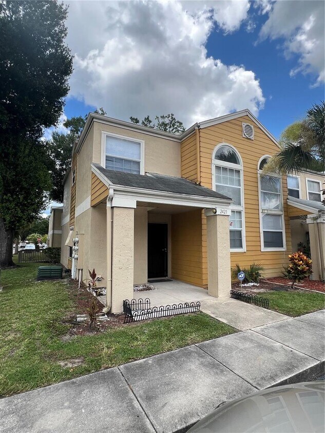 Foto principal - 2421 Summerfield Way