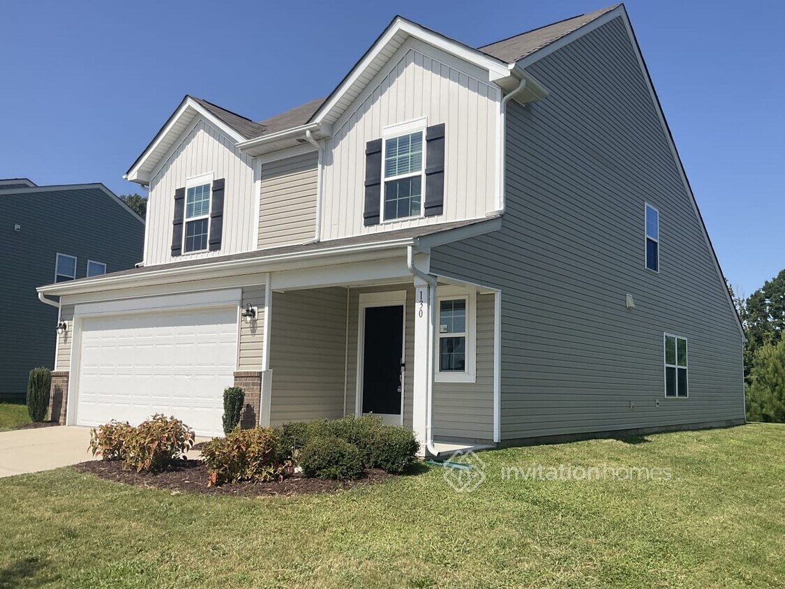Primary Photo - 130 Silver Oak Cir
