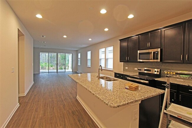 Building Photo - 95508 Hanover Ct