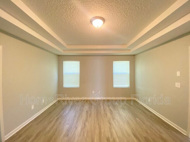 Building Photo - 11053 Campus Heights Ln