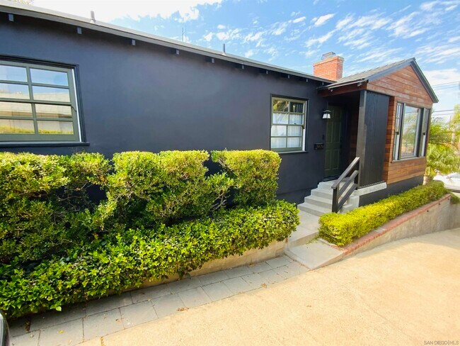 Building Photo - 3411 Zola St