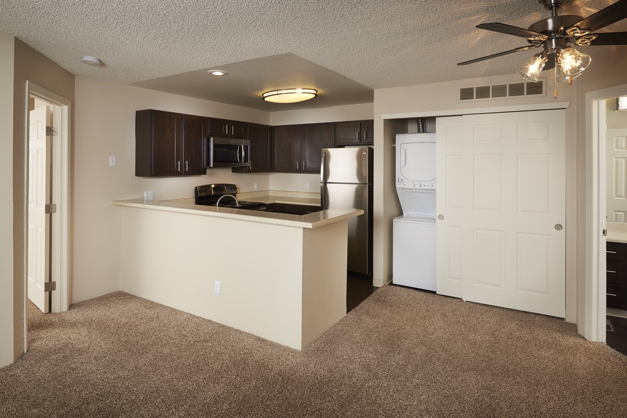 Bluesky Landing Apartments Lakewood, CO