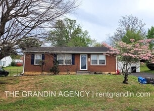 Building Photo - 3728 Red Fox Dr NW