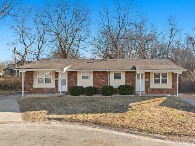 Photo - 12 Manor Dr Apartment