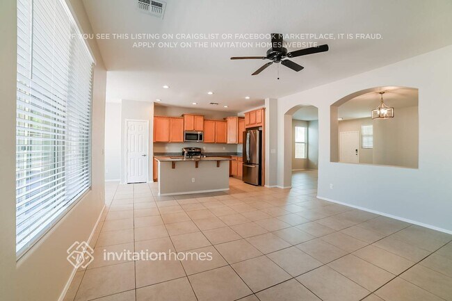 Foto del edificio - 18178 W Ivy Ln
