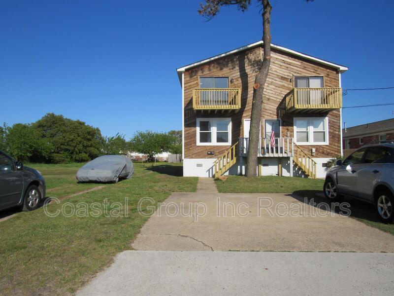 Foto principal - 9518 18th Bay St