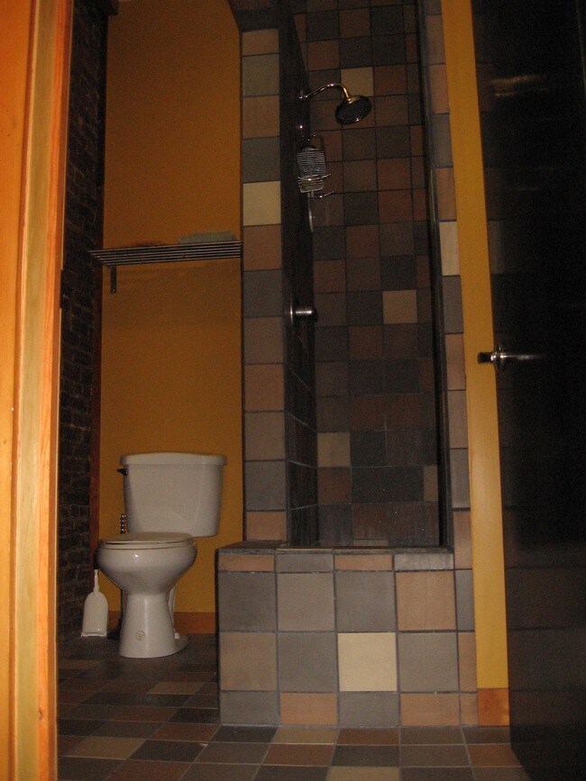 Foto del edificio - 48 W 4th St