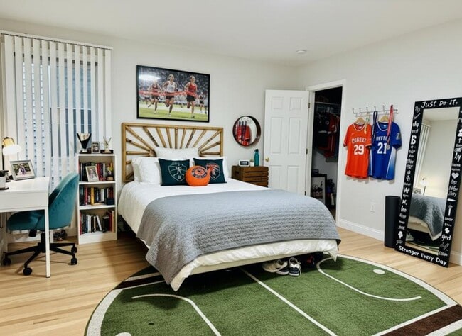 Photo - 2 bedroom in Boston MA 02127 House