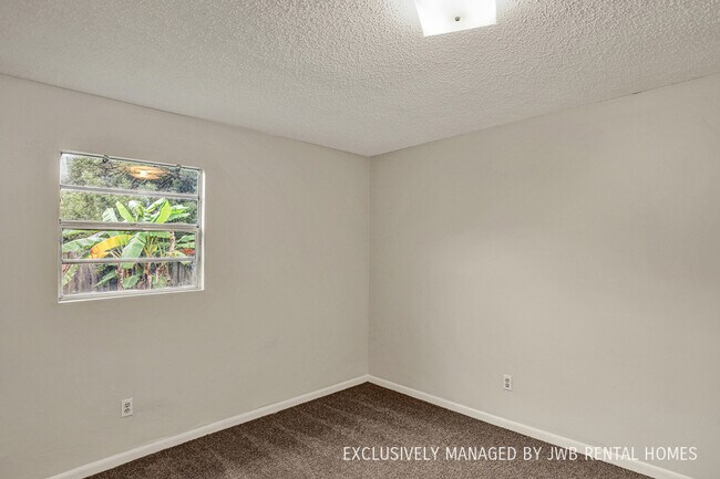 Building Photo - 7410 John F Kennedy Dr W