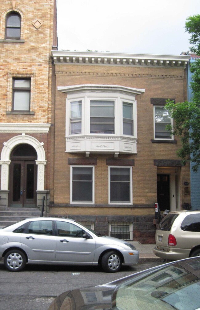 Building Photo - 341 State St