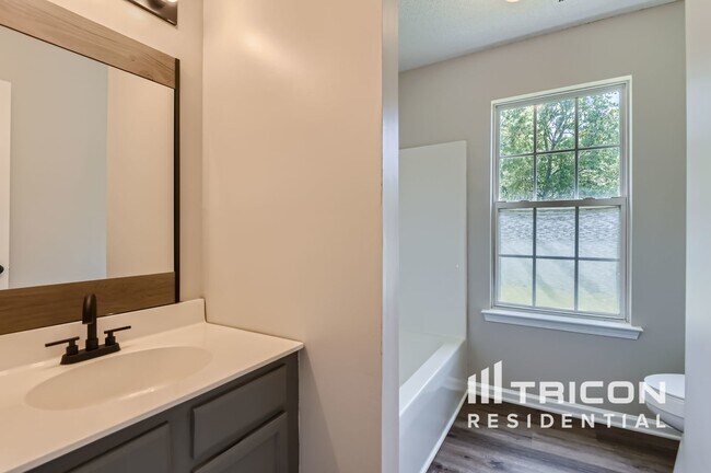 Foto del edificio - 2214 Coatsdale Ln