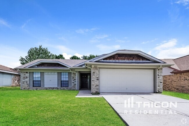 Building Photo - 227 Lemon Dr