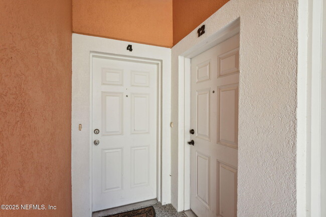 Foto del edificio - 13785 Herons Landing Way