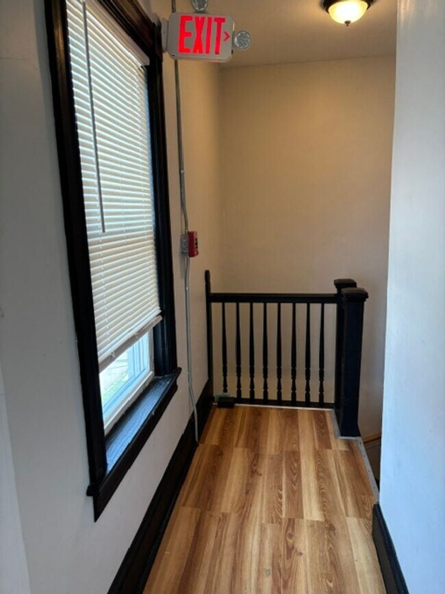 Foto del edificio - Pawt  2nd Floor 3 Bed