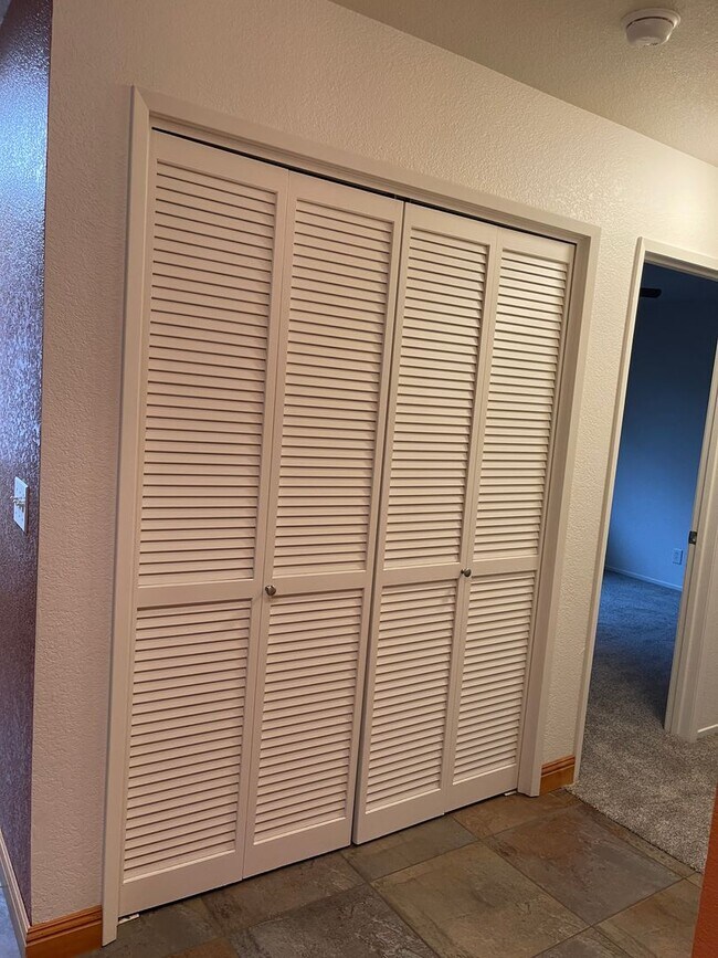 Foto del edificio - Chico Condo- MOVE IN SPECIAL- Elegant-3 be...