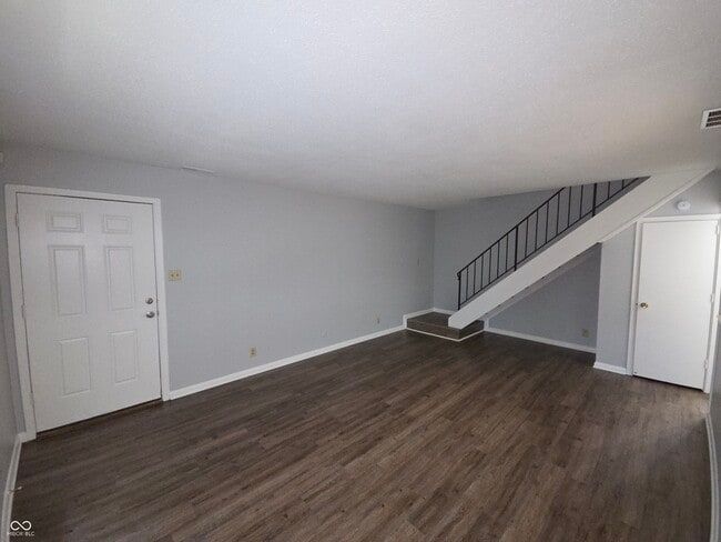 Building Photo - 3266 Lupine Dr