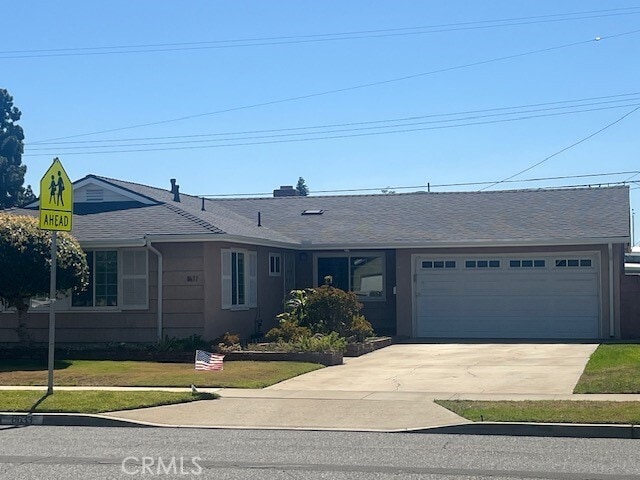 Building Photo - 8633 San Rio Dr