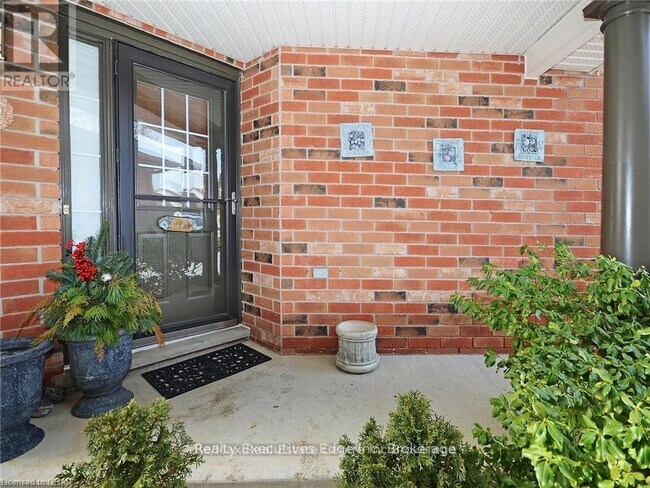 Photo du bâtiment - 197 Farley Dr