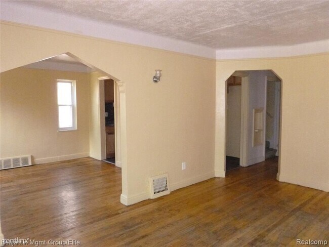 Foto del edificio - 4 br, 1.5 bath House - 17160 Appoline St