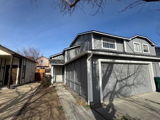 Building Photo - 1675 Round Mountain Cir