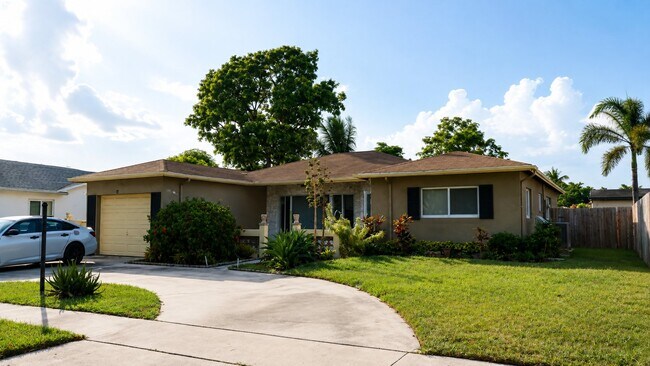 Foto del edificio - 5160 SW 8th St