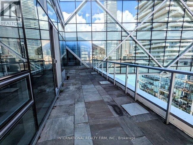 Building Photo - 1213-29 QUEENS QUAY E