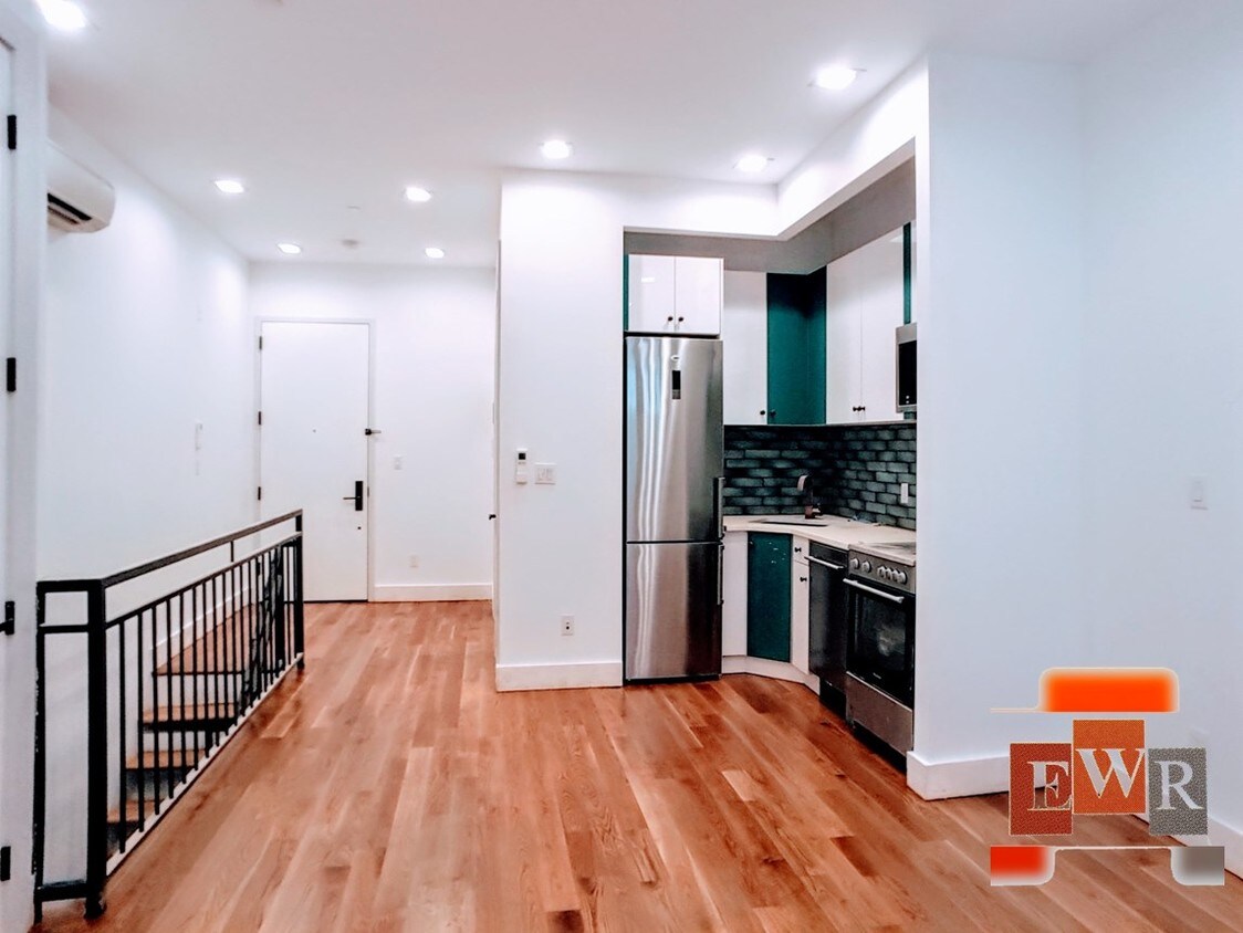 Foto principal - 509 Vanderbilt Ave