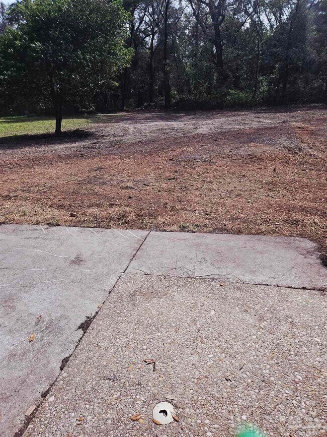 Foto del edificio - 7240 Hilburn Rd