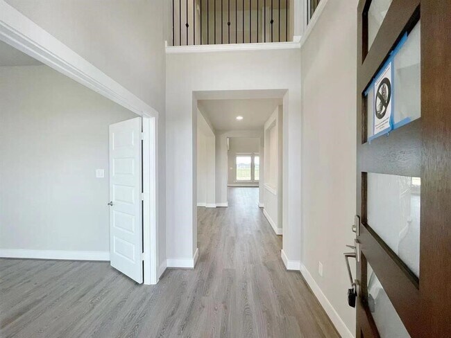 Foto del edificio - 3514 Gore Creek Dr