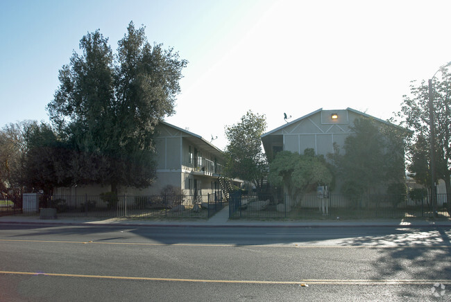 Building Photo - Almond Wood Apartments